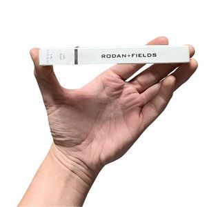 Rodan +Fields Enhancements Lash Boost Serum Eyelashes Eyeliner Makeup Beauty